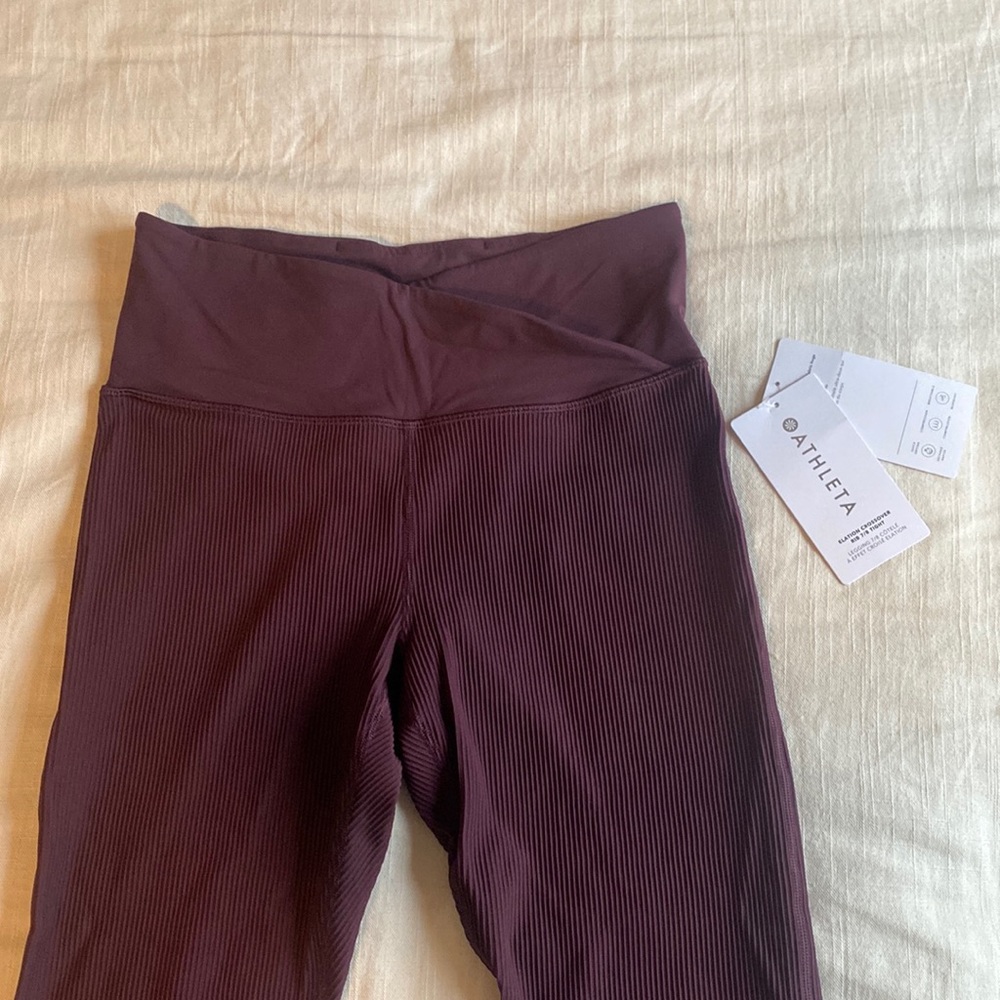 ATHLETA Elation Crossover Rib 7/8 Legging sz M NWT